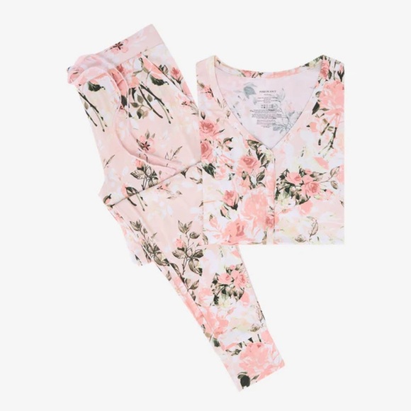 Posh Peanut pajama set and receiving blanket - Picture 2 of 8